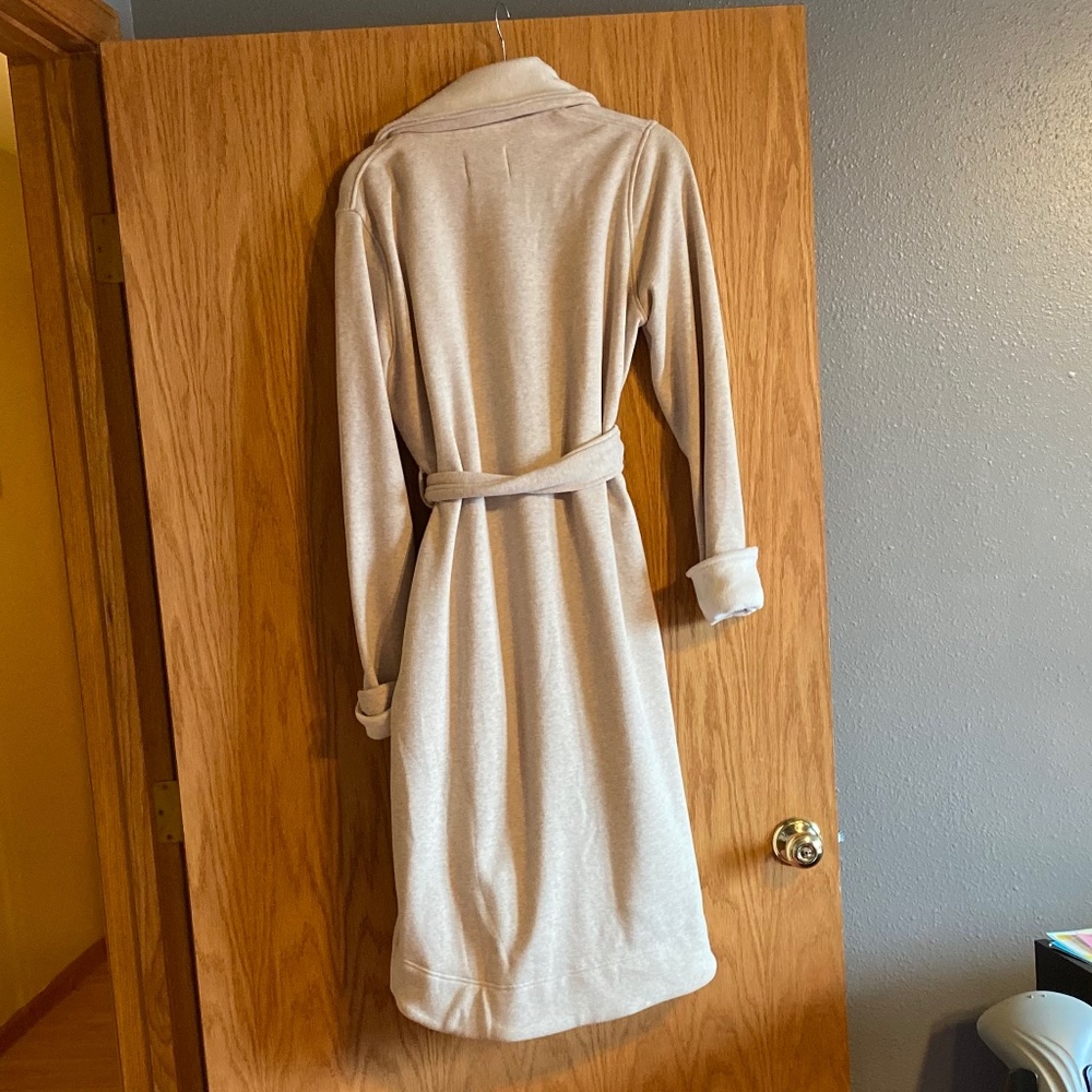 Ugg Lounge Robe - Picture 3 of 4
